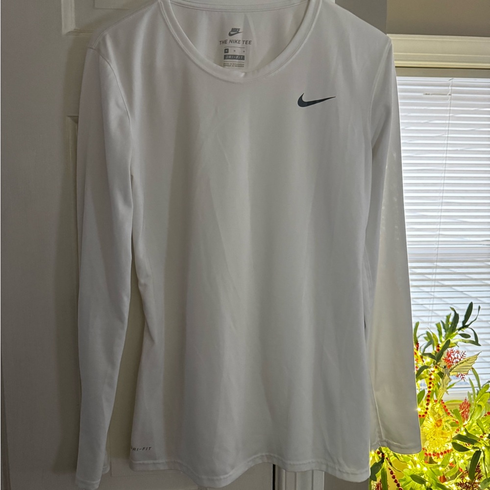Nike Women's White Long Sleeve Tee